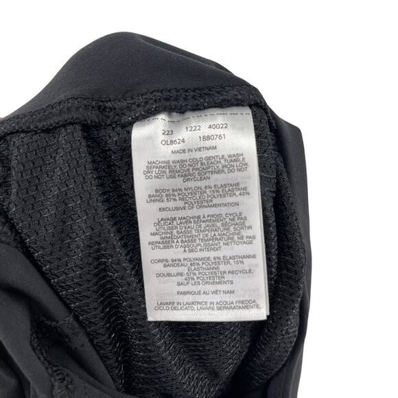 Mountain Hardwear Womens Dynama Bermuda Shorts Size Small Black EUC - Picture 6 of 7